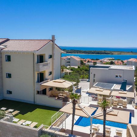 Kings View Sarkic Appartement Novalja Buitenkant foto